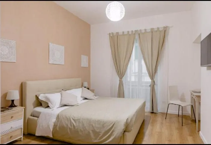 Charming 25 Apartment